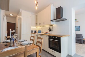 아파트, 침실 1개 (1 Bedroom) | 전용 주방 | 전자레인지, 오븐, 에스프레소 메이커, 전기 주전자