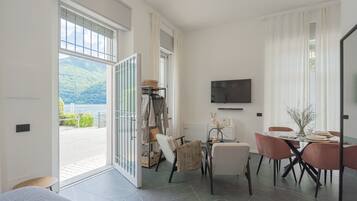 公寓 (0 Bedroom) | 起居區 | 32-吋電視,提供有線頻道