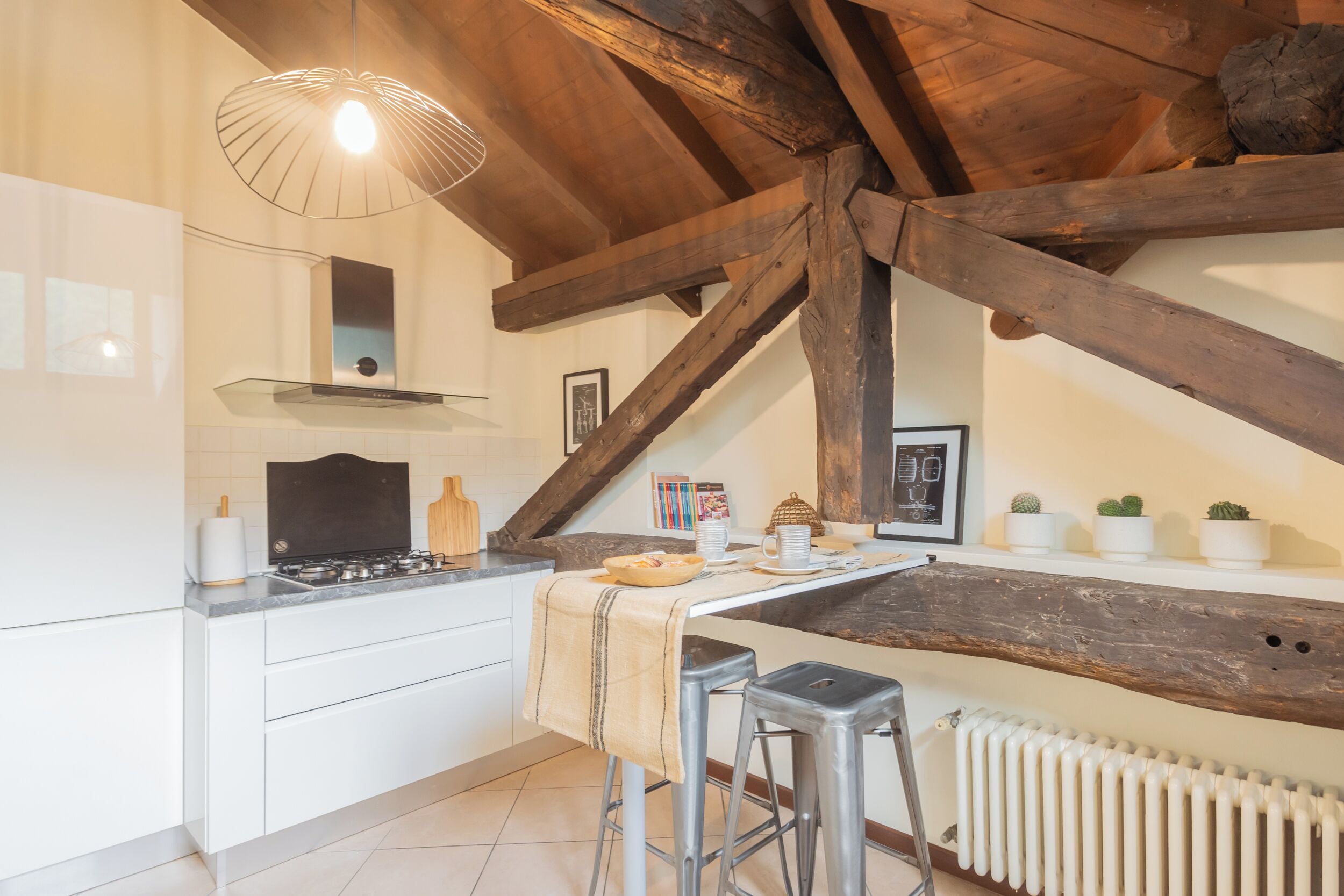 Apartment (2 Bedrooms) | Private kitchenette | Microwave, oven, espresso maker, electric kettle