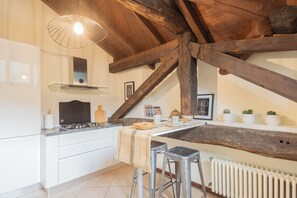 Leilighet (2 Bedrooms) | Eget tekjøkken | Mikrobølgeovn, ovn, espressomaskin og vannkoker