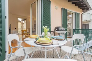 Apartemen, 1 kamar tidur (Ponente Balcony) | Teras/patio