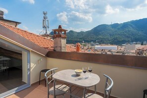 Apartment, 2 Bedrooms (2 Bedrooms) | Balcony