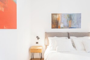 Apartment (1 Bedroom) | 1 bedroom, iron/ironing board, bed sheets - Rosart House by Rent all Como (Como)