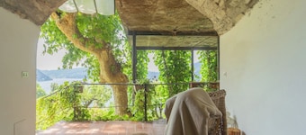 Simon's Apartment With Amazing View by Rent all Como