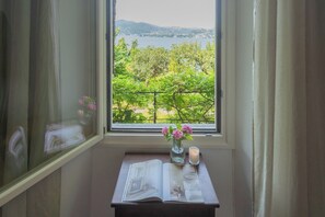 公寓, 1 間臥室 (1 Bedroom) | 湖景