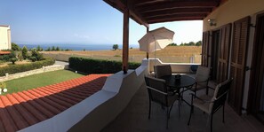 Outdoor dining - "ever after" villa, romantic views and relaxation in pure serenity (Afytos)