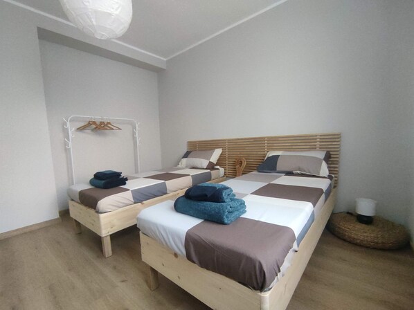 1 bedroom, iron/ironing board, WiFi, bed sheets - Telù House - a stone's throw from the subway (Cernusco sul Naviglio)