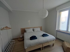 1 bedroom, iron/ironing board, WiFi, bed sheets - Telù House - a stone's throw from the subway (Cernusco sul Naviglio)