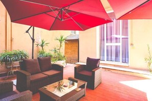 Exterior - Gh Trevi Fountain (Rome)