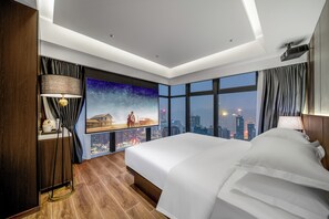 Luxury Double Room, City View