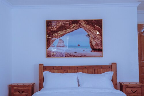 Acacia Villa at GP Staycations