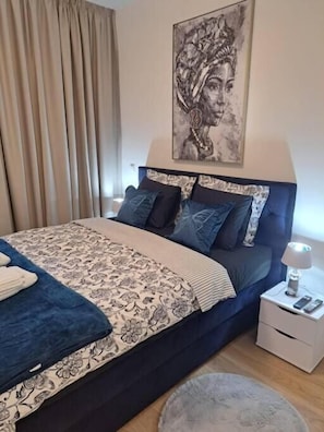 Apartment, 2 Bedrooms, Balcony, Garden View