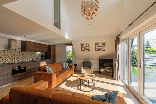 Holiday Home in Groote Keeten With Garden