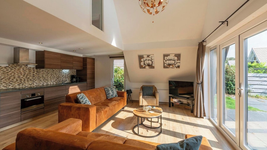 Holiday Home in Groote Keeten With Garden