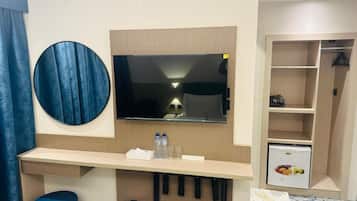 Family Triple Room, City View | Free WiFi