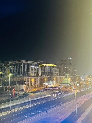 Front of property - SKY VIEW HOTEL (Dubai)