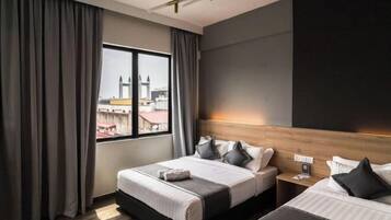 Schallisolierte Zimmer, Bügeleisen/Bügelbrett