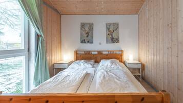 House | 2 bedrooms, individually furnished