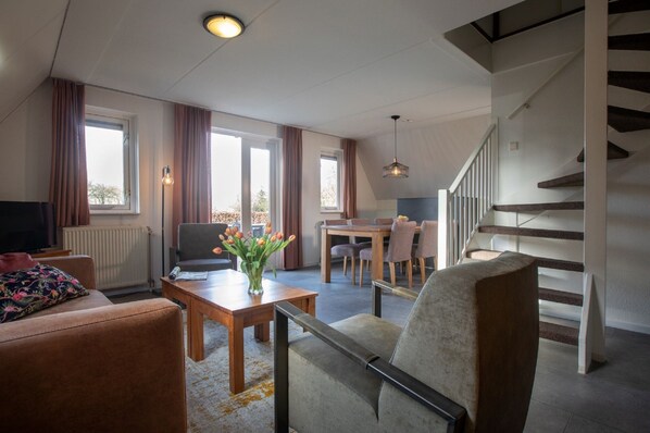 Bungalow | Oppholdsrom