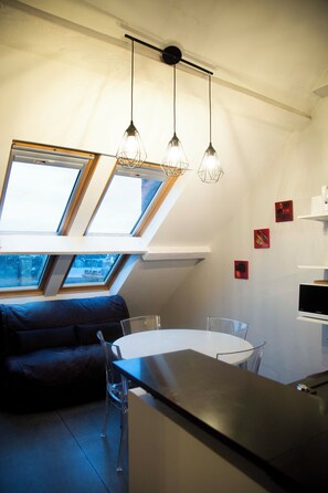 Comfort Loft, Harbour View | Living area - Smart Appart Cherbourg La Rose des vents (Cherbourg-en-Cotentin)