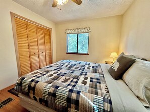 2 habitaciones, tabla de planchar con plancha y wifi gratis 