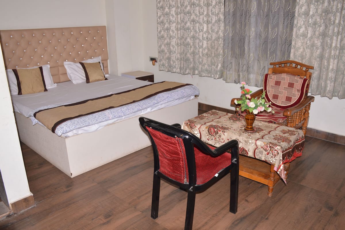 Deluxe Room | 1 bedroom, free WiFi