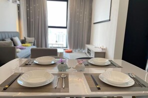 Room - URBAN SUITES (George Town)