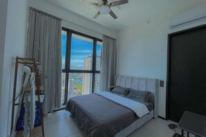 Room - Urban Suites - Dolphin's Home (Jelutong)