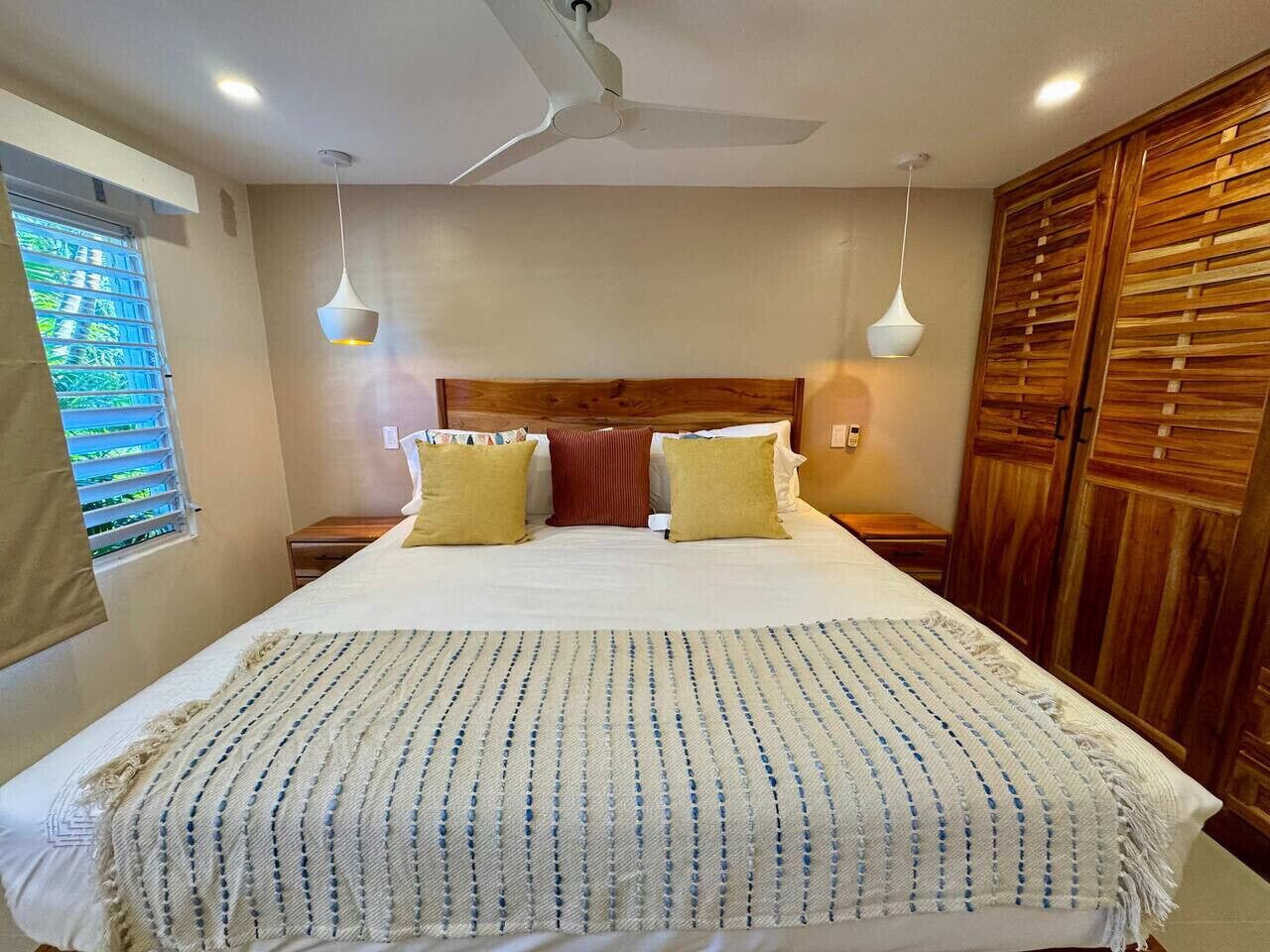 1 bedroom, desk, iron/ironing board, travel cot