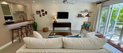TV, studio
