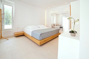 1 soverom, safe på rommet, strykejern/-brett og wi-fi