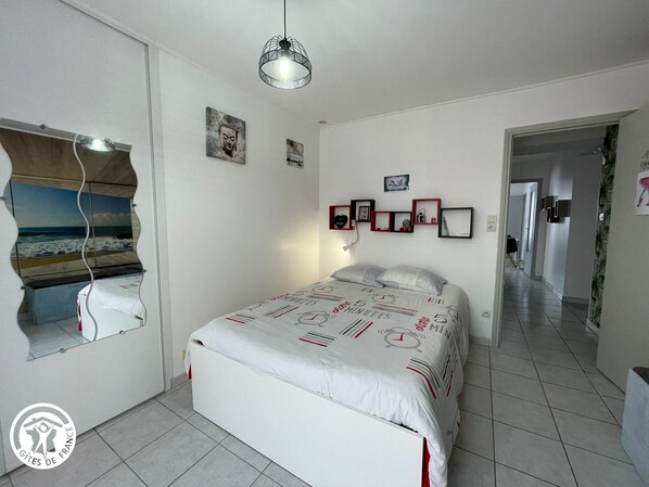 2 bedrooms, free WiFi, bed sheets - Charming cottage in Saint-André-Goule-d'Oie near Puy du Fou (Saint-André-Goule-d'Oie)