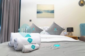 In-room safe, iron/ironing board, WiFi, bed sheets