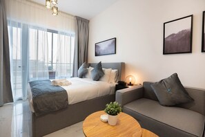 1 sovrum, strykjÀrn/strykbrÀda, gratis wi-fi och sÀngklÀder