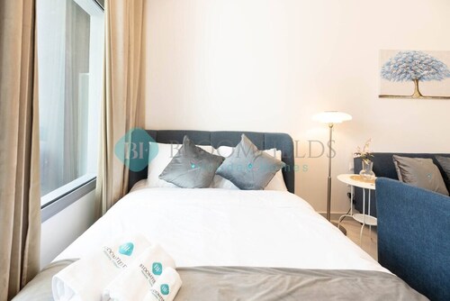 Bloomfields Elegant STU in Oasis Masdar City