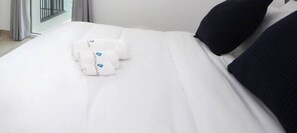1 chambre, fer et planche Ă repasser, Wi-Fi gratuit, draps fournis