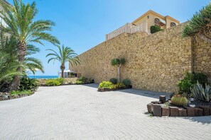 Property grounds - Turmalina Oceanfront Apt&Terrace (El Campello)