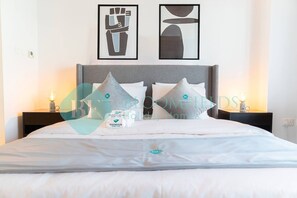 1 bedroom, in-room safe, iron/ironing board, free WiFi - Bloomfields Classic STU in Waters Edge Yas Island (Abu Dabi)