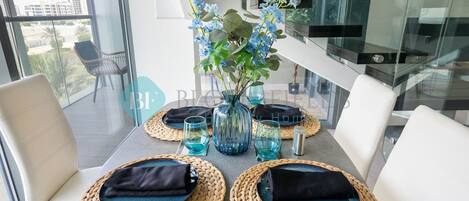 تناول الطعام