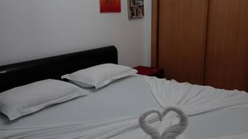 2 chambres, Wi-Fi gratuit, draps fournis
