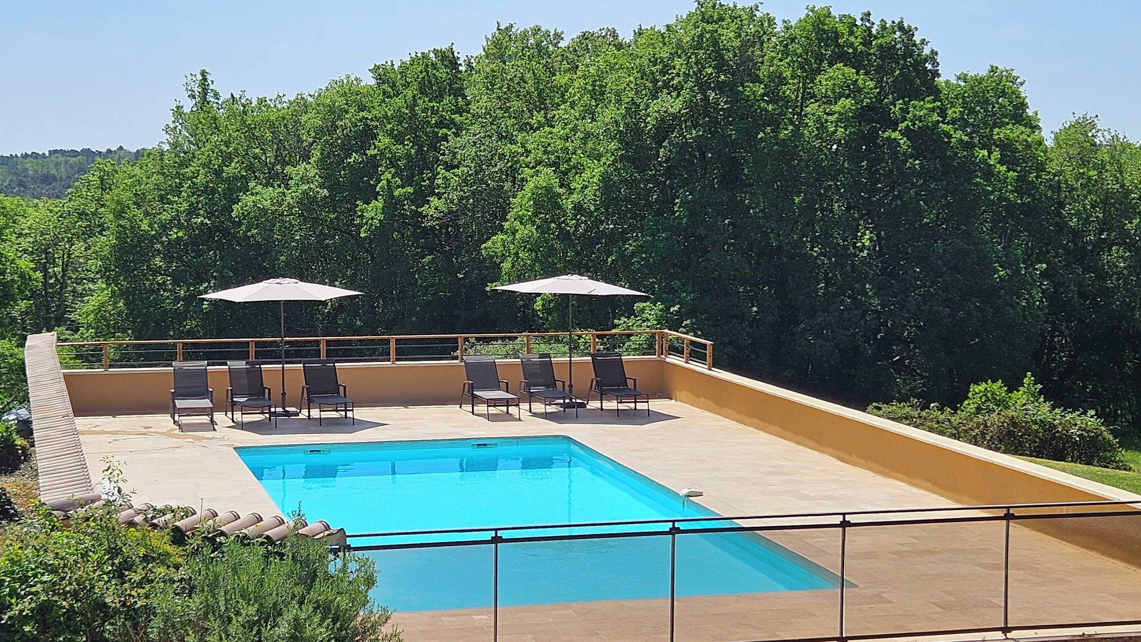 Udendørs pool