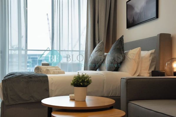1 bedroom, in-room safe, iron/ironing board, free WiFi