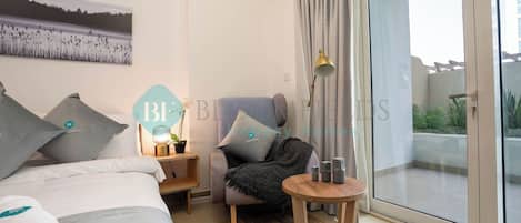 1 bedroom, in-room safe, iron/ironing board, free WiFi