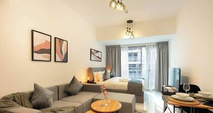 Bloomfields Spacious STU in Oasis Masdar City