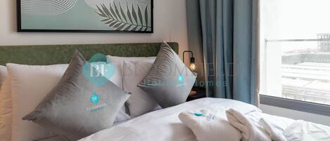 1 bedroom, in-room safe, iron/ironing board, free WiFi