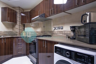 Bloomfields Modern 2BR In Arabian Gate.