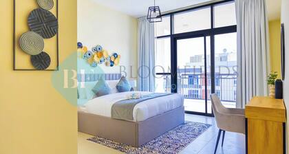 Bloomfields 1BR Canal The View Raha Beach