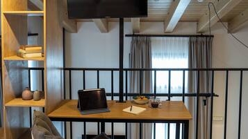 Villa – comfort, lanai, fjellutsikt | 2 soverom, sengetøy av topp kvalitet, dundyner og safe på rommet