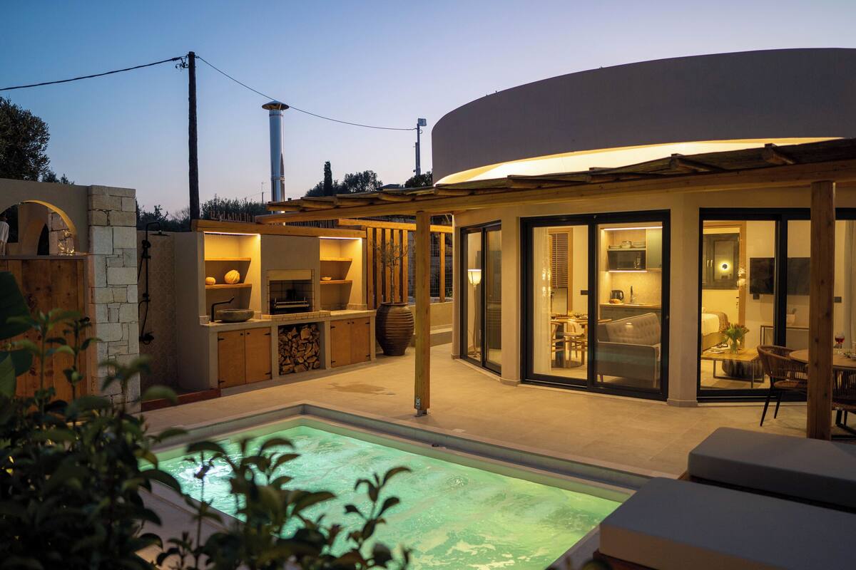 Design Villa, 2 Bedrooms, Private Pool, Mountain View | Terrace/patio
