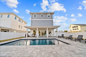 Beheizter Pool